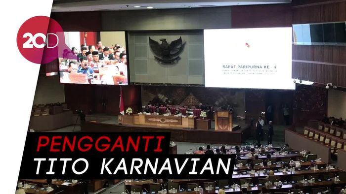 Pembacaan Surpres Pengangkatan Kapolri di Paripurna DPR