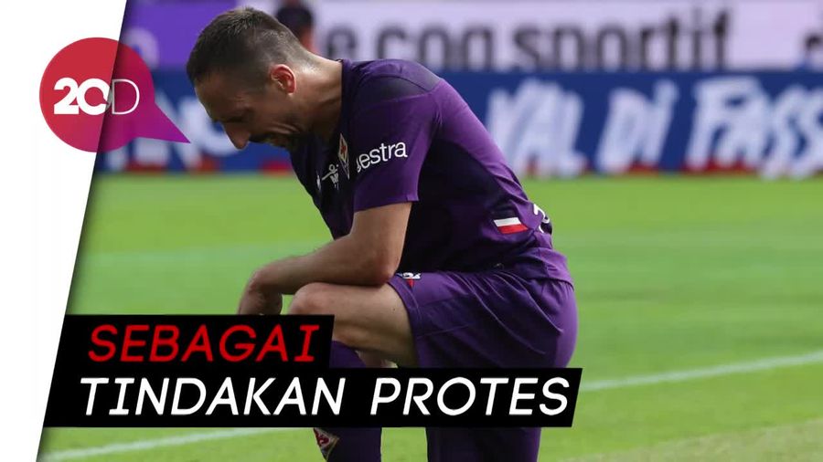 Viral Video Frank Ribery Dorong Hakim Garis 