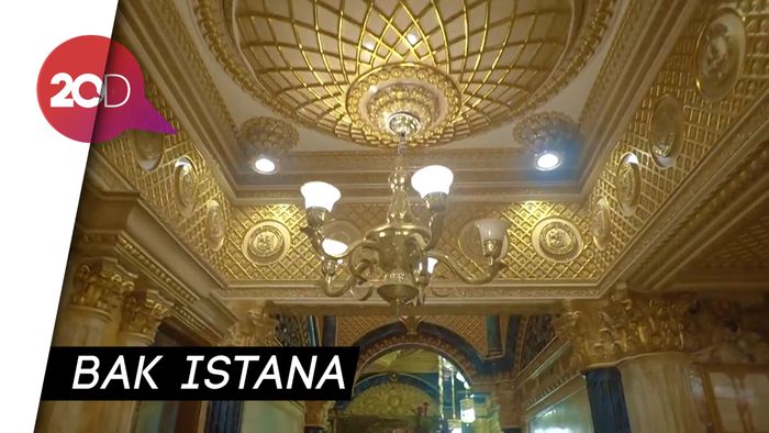Wah, Ada Rumah Indah Berlapis Emas di Palu