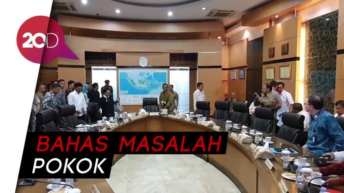 Rapat Perdana di Kemenko Polhukam, Prabowo Diwakili Wamenhan