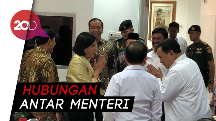 Akrab dengan Sri Mulyani saat Rapat, Ini Kata Prabowo