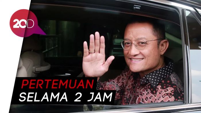 Pagi-pagi Mensos Juliari Sambangi Gedung KPK