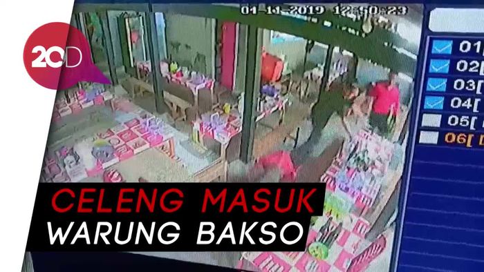 Lagi Enak Makan Bakso, Warga Parepare Diseruduk Celeng