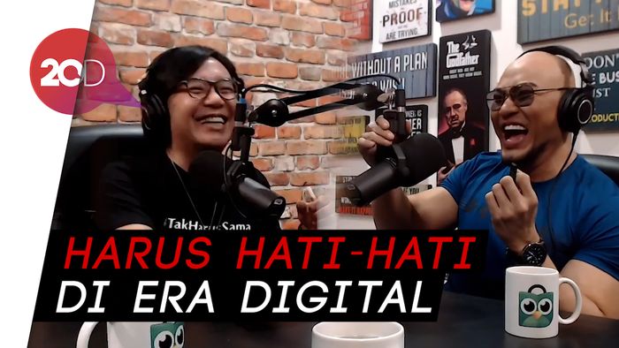 Ari Lasso Komentari Respons Berbeda Melly dan Deddy soal Halloween
