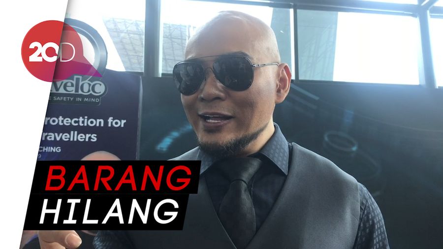 Deddy Corbuzier Pernah Alami Koper Dibobol di Bandara