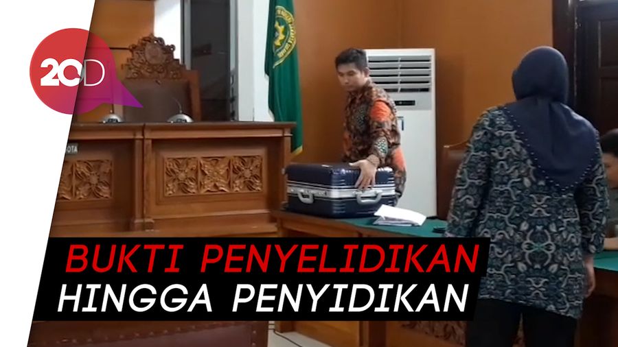 Sekoper Bukti KPK di Sidang Praperadilan I Nyoman Dhamantra
