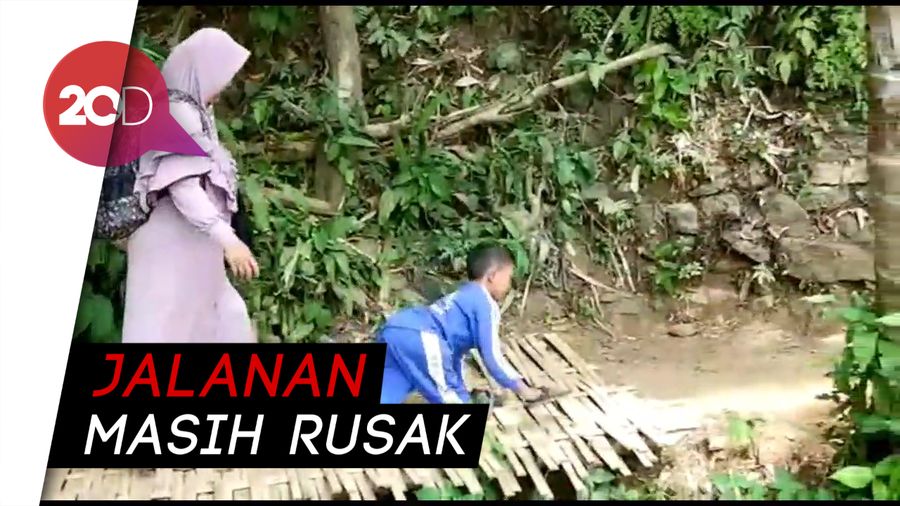 Adul Masih Merangkak ke Sekolah Meski Pernah Disorot Jokowi