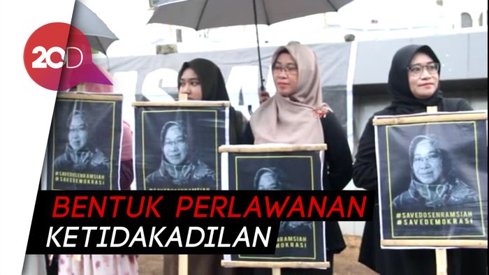 Aksi Kamisan Tolak Petetapan Dosen UIN jadi Tersangka