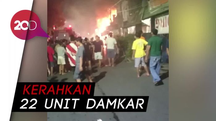 Kebakaran Hebat Terjadi di Permukiman Padat Tambora