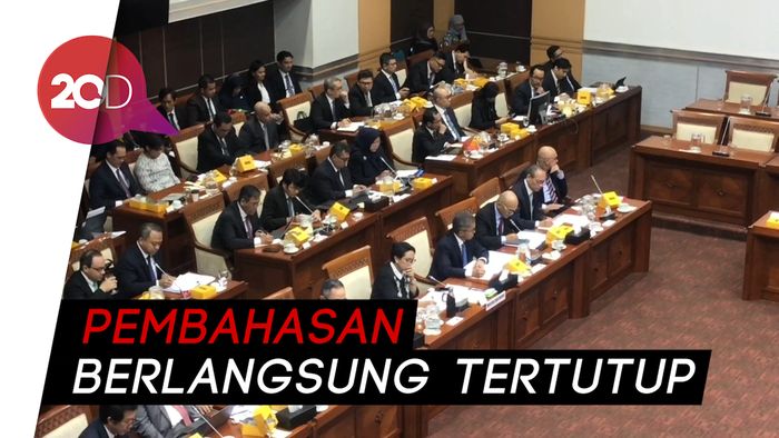 Raker dengan Menlu, Komisi I DPR Tanya Polemik Kepulangan Rizieq