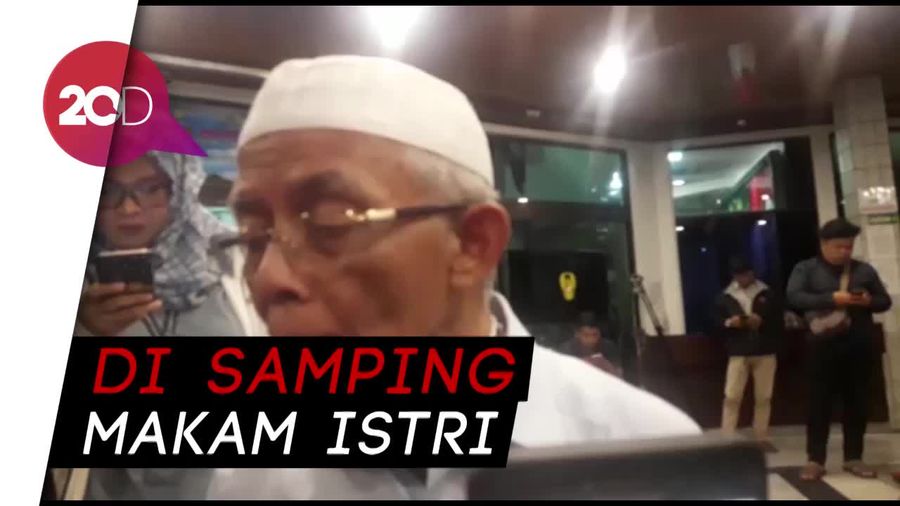 BJ Habibie Disemayamkan Habis Zuhur di TMP Kalibata