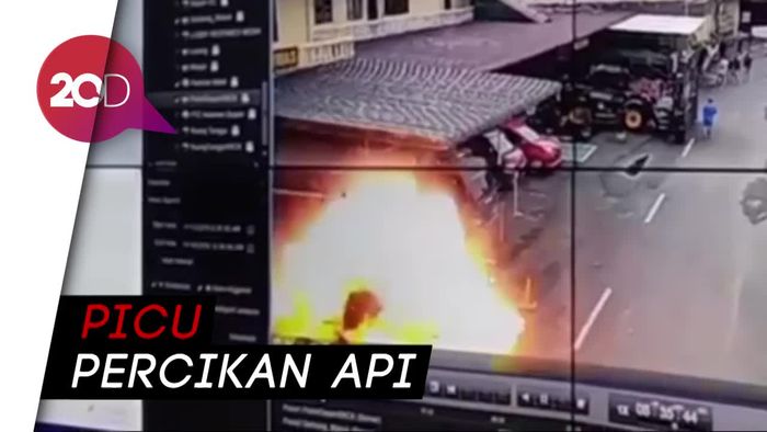 Rekaman CCTV Detik-detik Ledakan Bom di Polrestabes Medan