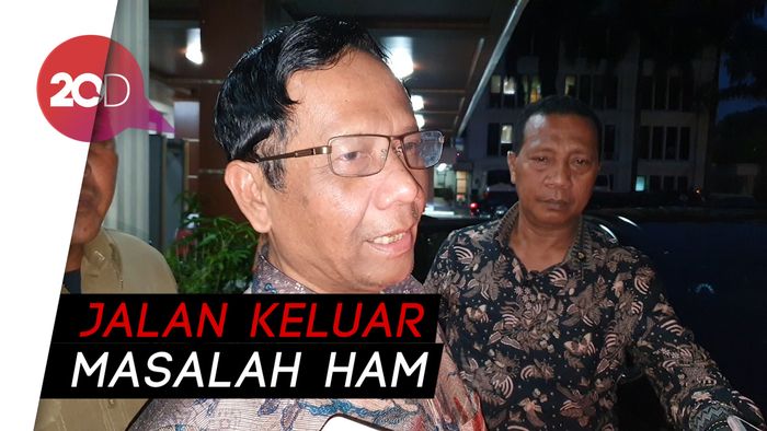 Komisi Kebenaran, Cara Mahfud Bereskan Masalah HAM Masa Lalu