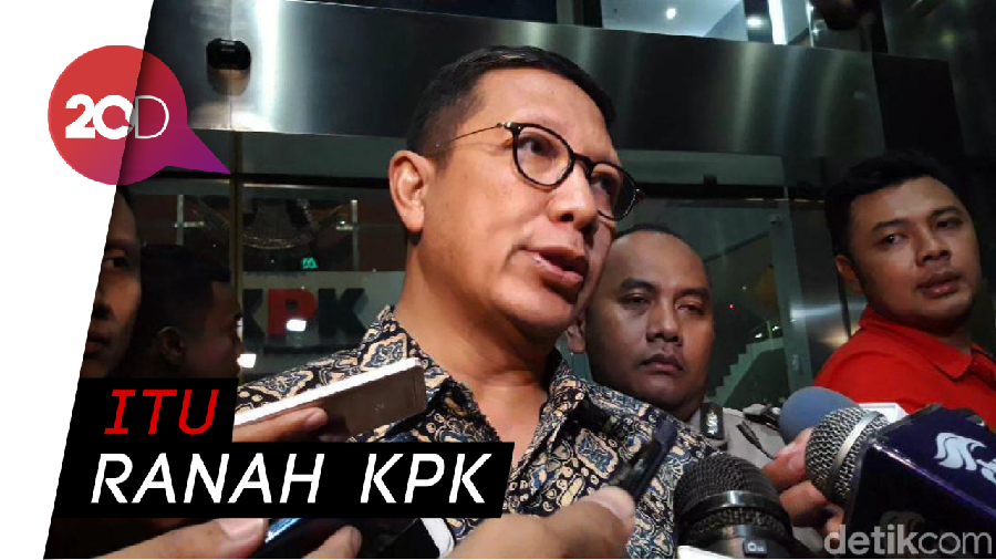 Enam Jam Lebih di KPK, Lukman Hakim Ogah Komentari Materi Pemeriksaan