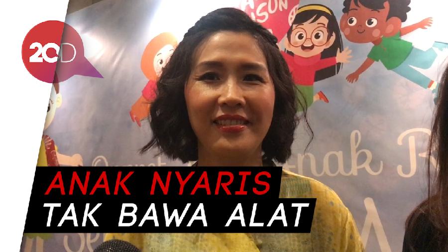 Veronica Tan Gandeng Kedua Anaknya Tampil di Operet Aku Anak Rusun 2