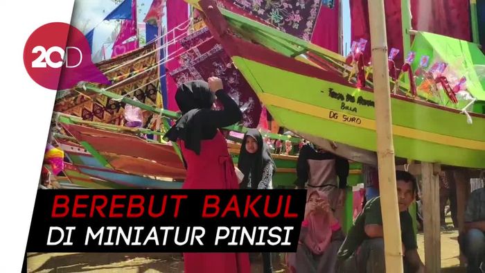Perayaan Maulid Nabi Tak Biasa di Maros, Warga Berebut Bakul Pinisi