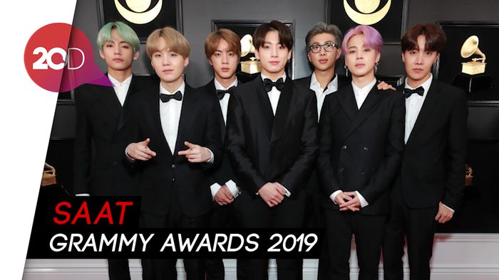 Pakaian BTS akan Dipamerkan di The GRAMMY Museum