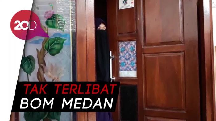 Istri Terduga Teroris di Pasuruan Yakin Suami Tak Terlibat