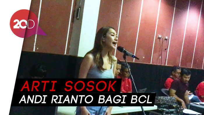 Senang Mengenal Andi Rianto, BCL: Dia Sejenius Itu!