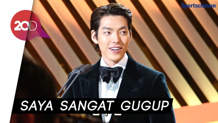 Penampilan Perdana Kim Woo Bin Pasca Rehat karena Kanker