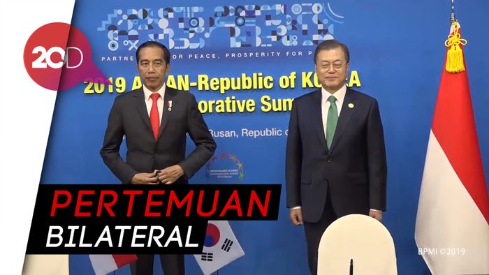 Jokowi Bertemu Presiden Korsel Moon Jae-in, Ini yang Dibahas