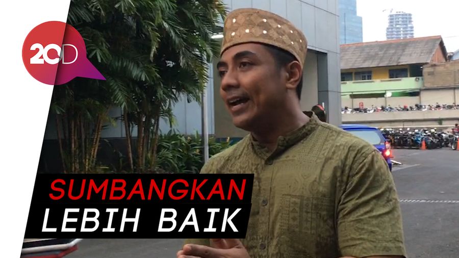 Marak Artis Pamer Saldo ATM, Ustaz Riza: Jangan Sombong!