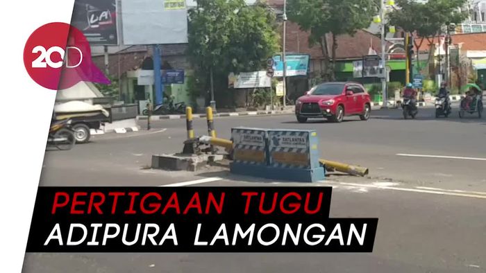 Truk Tangki Tertangkap CCTV Tabrak Tiang Traffic Light Lalu Kabur