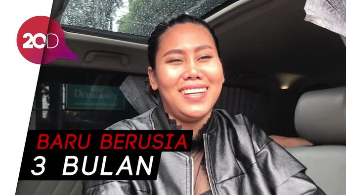 Anaknya Sudah Tak Mau Minum ASI, Evi Masamba Khawatir