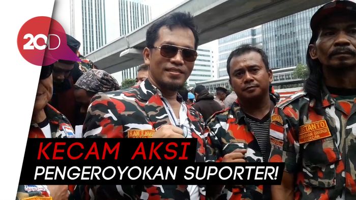 Massa Geruduk Kedubes Malaysia, Kecam Aksi Pengeroyokan Suporter Indonesia