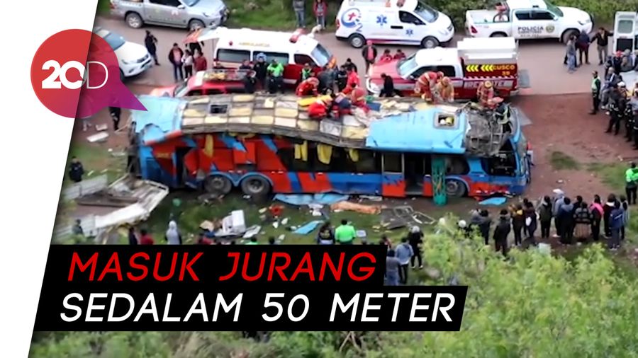 Bus Tingkat di Peru Masuk Jurang, 7 Orang Tewas