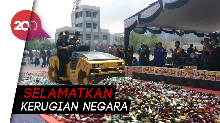 Miras-Rokok Ilegal Senilai Rp 3,16 Miliar Dimusnahkan