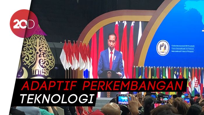 Jokowi Minta Notaris Tak Lagi Bawa Pulpen, Tapi Laptop