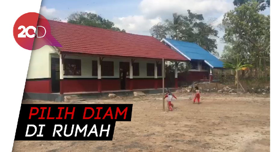 Pascabentrok di Buton Tengah, Sekolah-sekolah Sepi