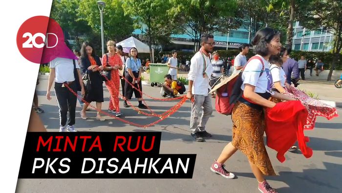  Ada Aksi Teatrikal Tolak Kekerasan Pada Perempuan di Bundaran HI