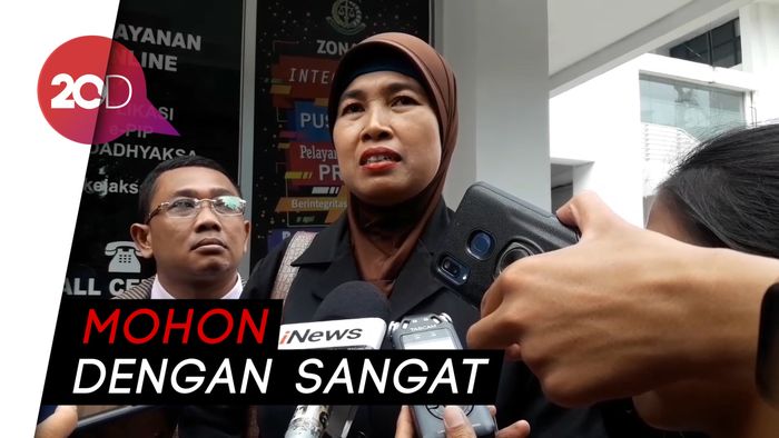 Datangi Kejagung, Korban First Travel Berharap Masih Diberangkatkan