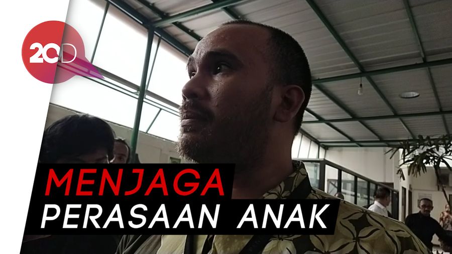 Gugat Cerai Karen Pooroe, Arya Satria Enggan Buka Aib Istri