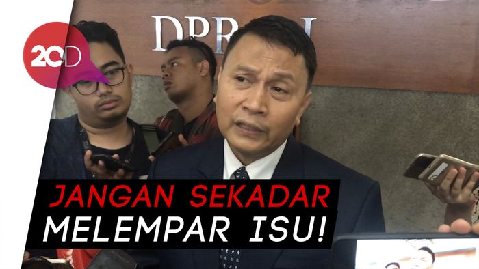 Soal PNS Libur Jumat, PKS: Pemerintah Cerdas Sedikit!