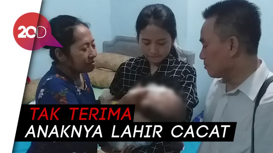 Kisah Pilu Mama Muda Ditinggal Suami Karena Anaknya Lahir Cacat
