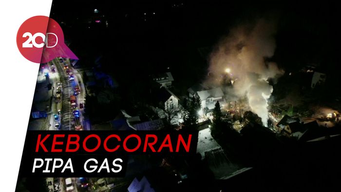 Penampakan Rumah Hancur Akibat Ledakan Gas, 4 Tewas dan 4 Hilang