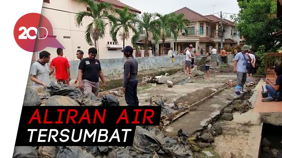  Tanggul Kali Cakung Bekasi Jebol Gegara Sampah