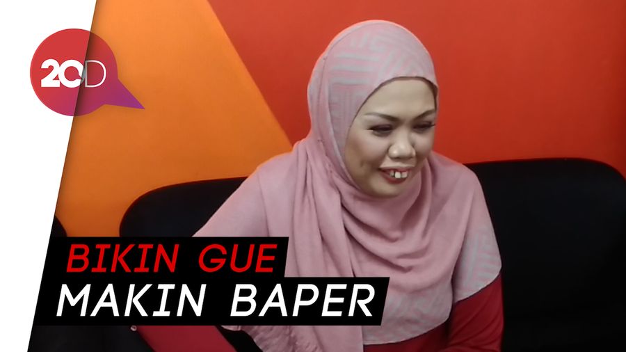 Raut Bahagia Elly Sugigi Ceritakan Gandengan Barunya