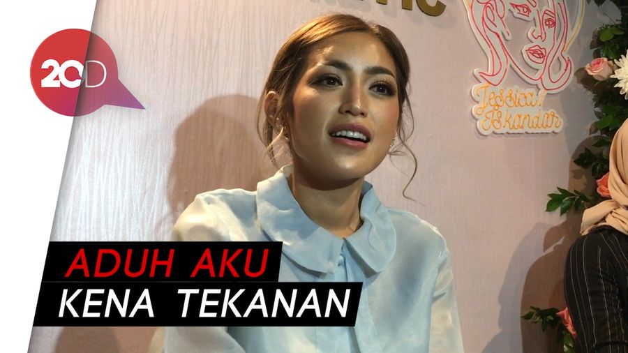 Stres Urus Pernikahan, Jessica Iskandar Jatuh Sakit