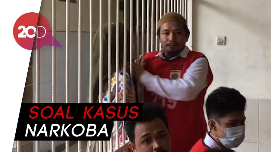 Zul Zivilia Dituntut Penjara Seumur Hidup, Istri Histeris