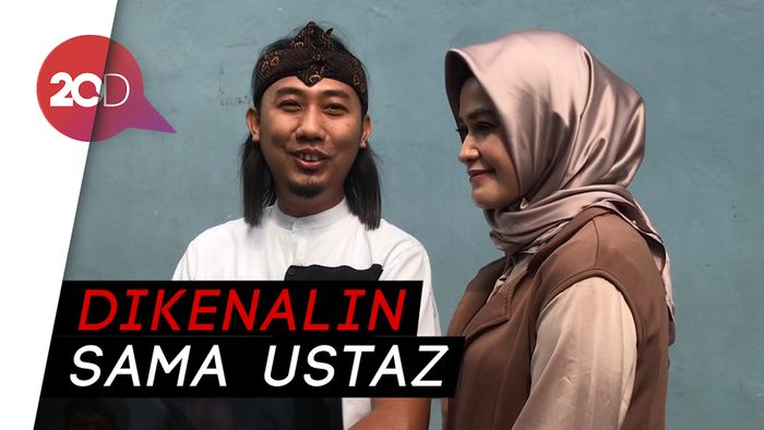 Cerita Ade Jigo Bertemu Istri Barunya Lewat Kajian