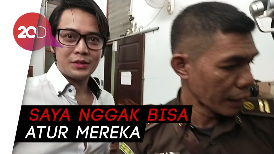 Kriss Hatta Kaget Barbie Kumalasari Hadir di Sidang Vonisnya