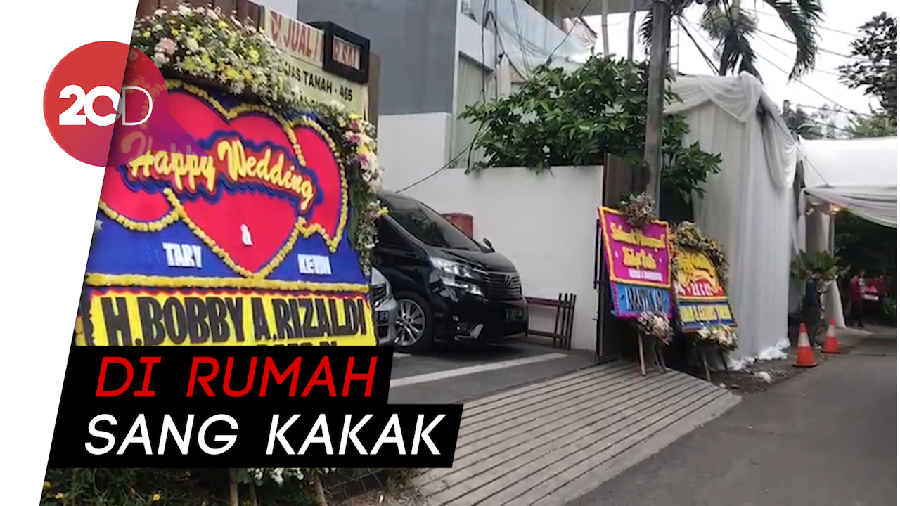 Cut Tari dan Richard Kevin Gelar Pernikahan Tertutup