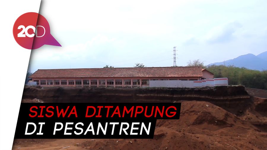 SDN Cijolang Dibongkar Lantaran Ada Proyek Tol Cisumdawu