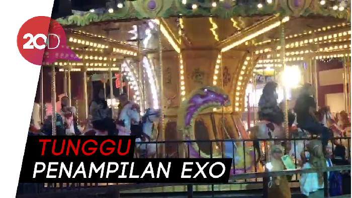 Giliran EXO-L Asyik Main Wahana di Trans Studio Cibubur