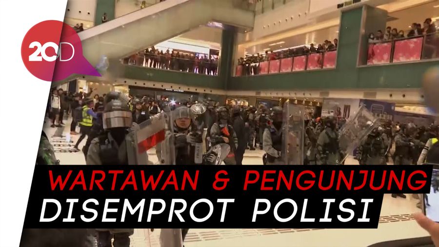 Penangkapan Pedemo di Mall Bikin Heboh Pengunjung