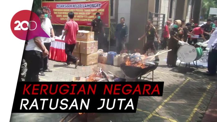 Kejari Lamongan Musnahkan Ribuan Rokok Tanpa Cukai